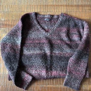 American Eagle Sweater…mixed colors of grays pink and gray